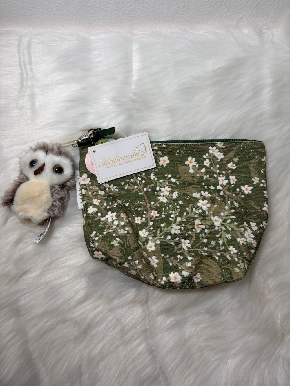 NWT Bukowski Olive Green Floral Zip Pouch with Owl Charm